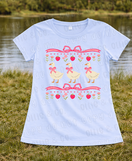 STRAWBERRY GOOSE - DTF TRANSFER