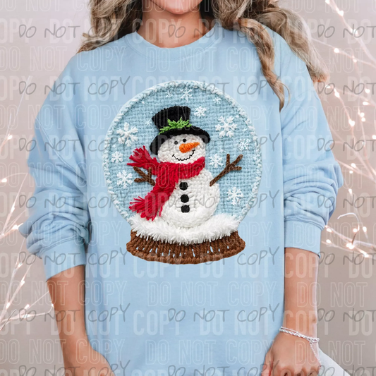 SNOW GLOBE SNOWMAN FAUX YARN - DTF TRANSFER